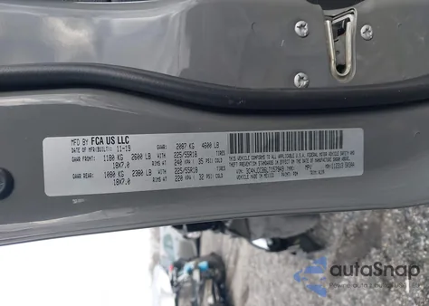 2020 Jeep Compass Limited 4X4 from USA, damaged, VIN 3C4NJDCB6LT157949